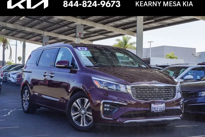 2020 Kia Sedona SX photo 1