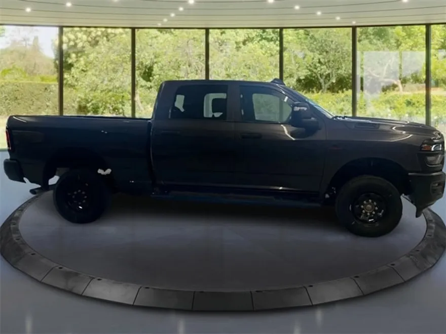 2025 Ram 2500 Tradesman photo 1