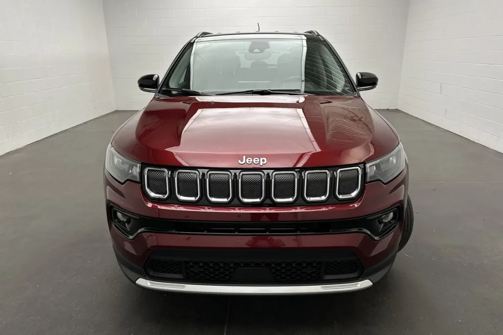 2022 Jeep Compass Limited photo 1