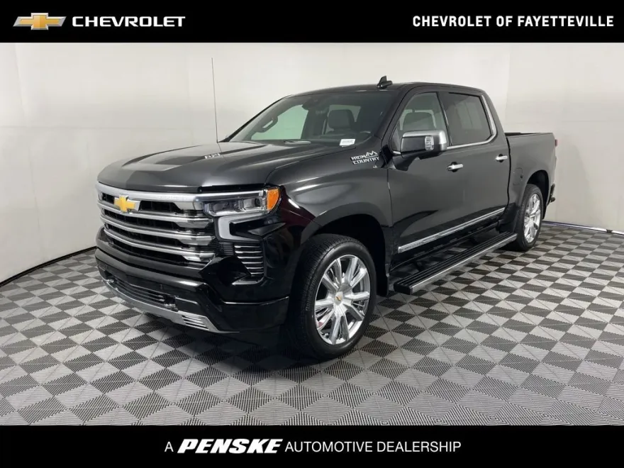 2025 Chevrolet Silverado 1500 High Country photo 1