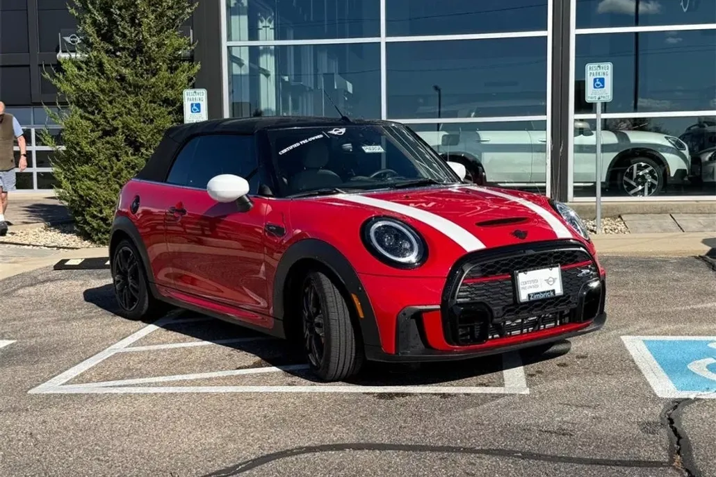 2024 Mini Cooper Convertible John Cooper Works photo 1