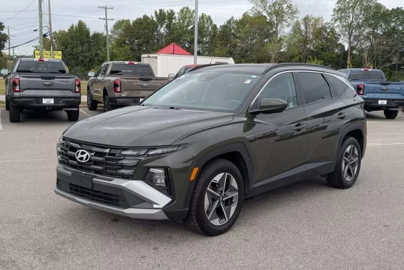 2025 Hyundai Tucson SEL Sport photo 1