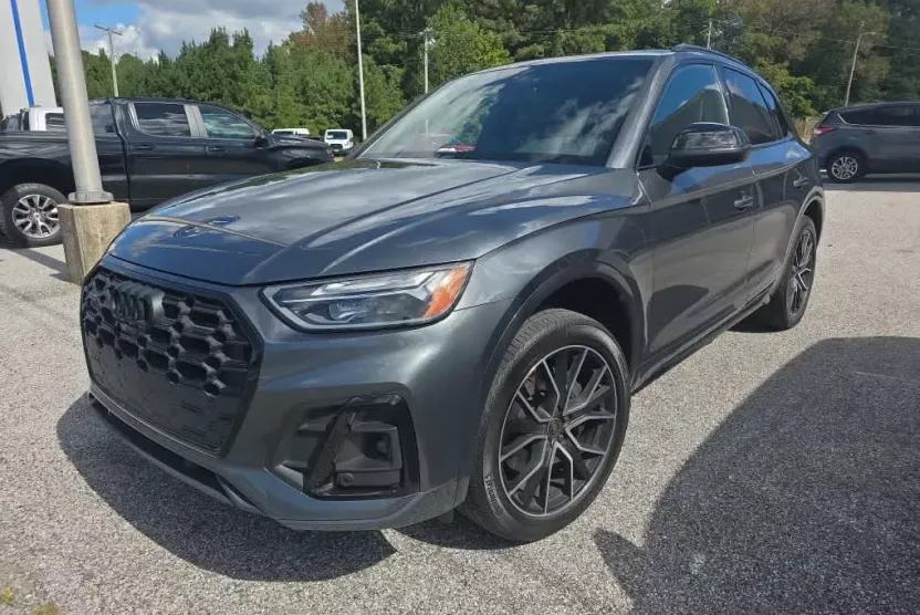 2023 Audi SQ5 Premium Plus photo 1