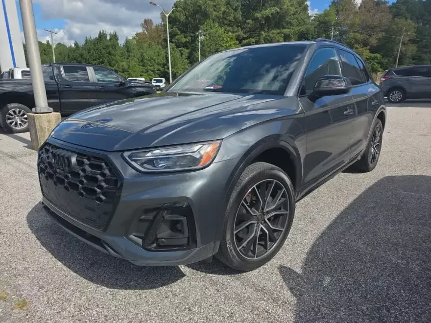 2023 Audi SQ5 Premium Plus photo 1