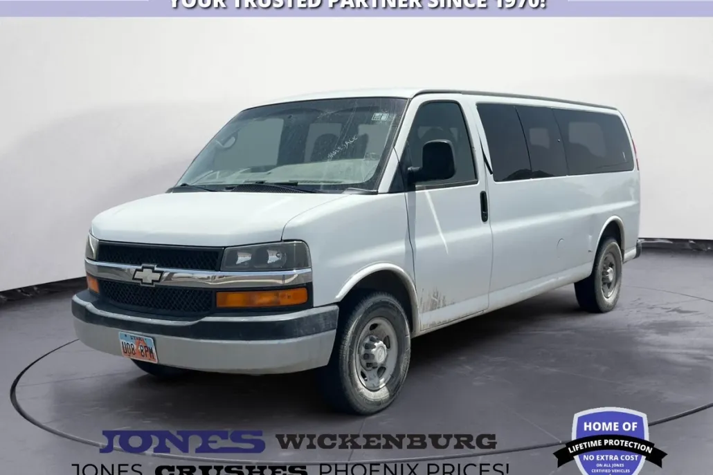 2009 Chevrolet Express 3500 LS Passenger photo 1