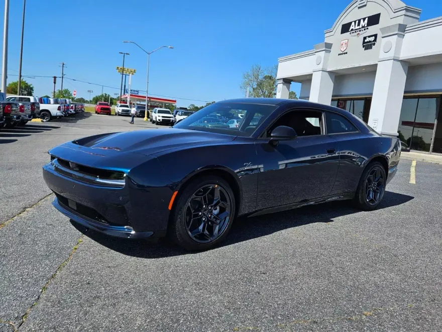 2025 Dodge Charger R/T photo 1