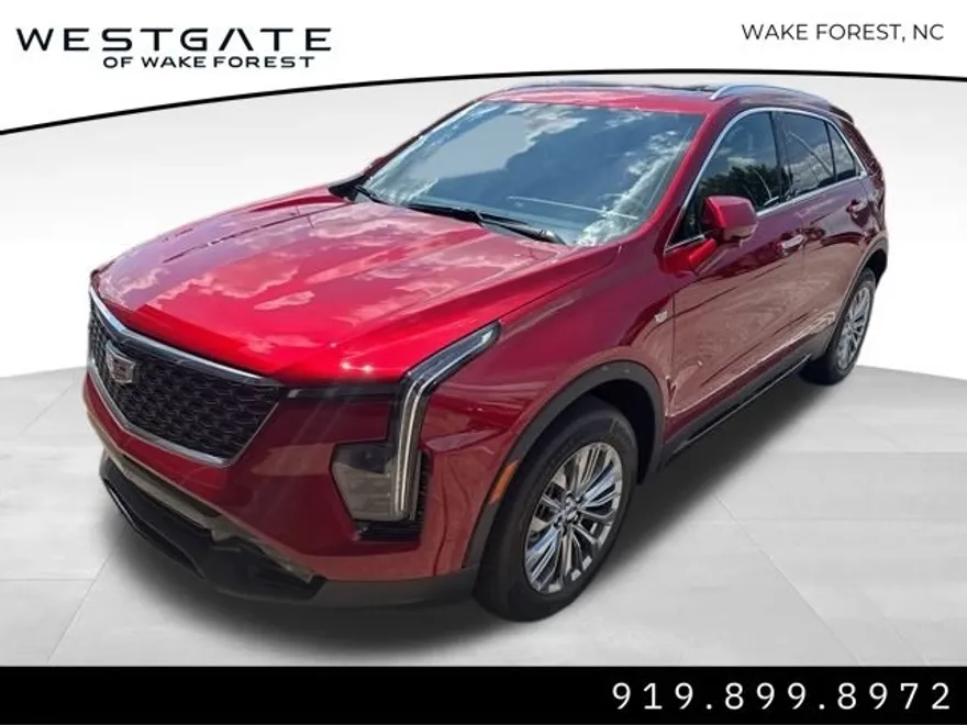 2025 Cadillac XT4 Premium Luxury photo 1