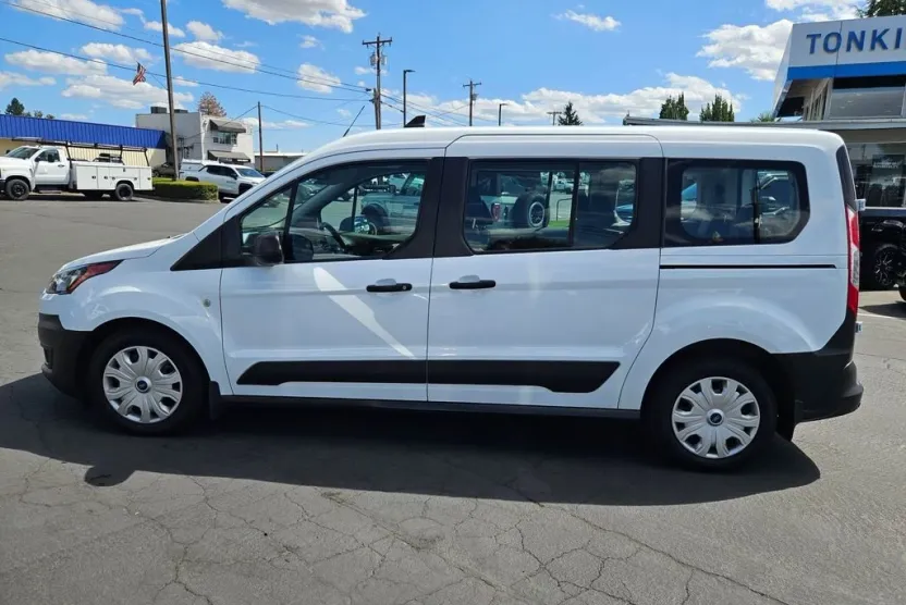 2022 Ford Transit Connect XL Wagon photo 1