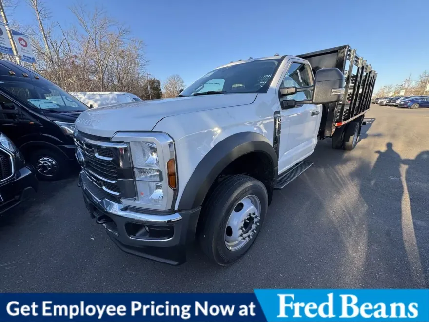 2024 Ford F-550 XL photo 1