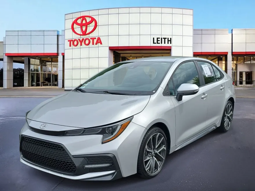 2022 Toyota Corolla SE photo 1