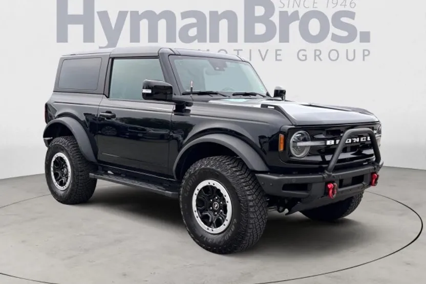 2023 Ford Bronco Outer Banks photo 1