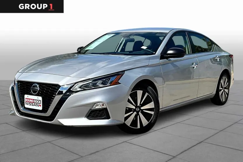 2022 Nissan Altima 2.5 SV photo 1