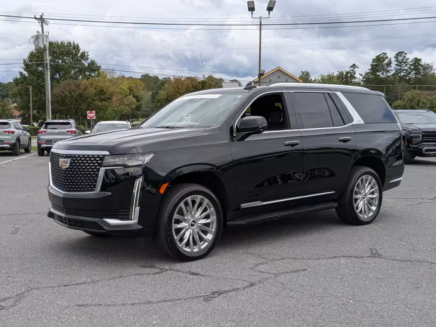 2024 Cadillac Escalade Premium Luxury photo 1