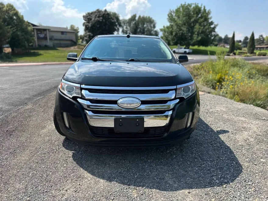 2013 Ford Edge SEL photo 1