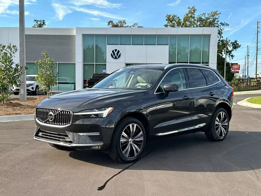 2022 Volvo XC60 Inscription photo 1