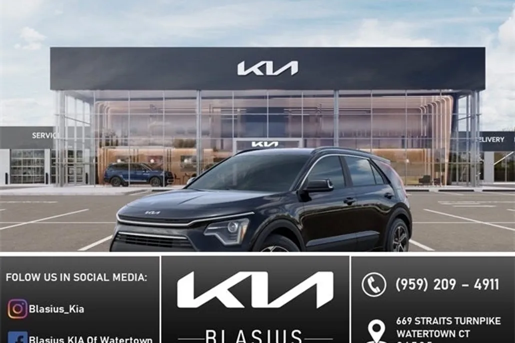 2025 Kia Niro EX photo 1