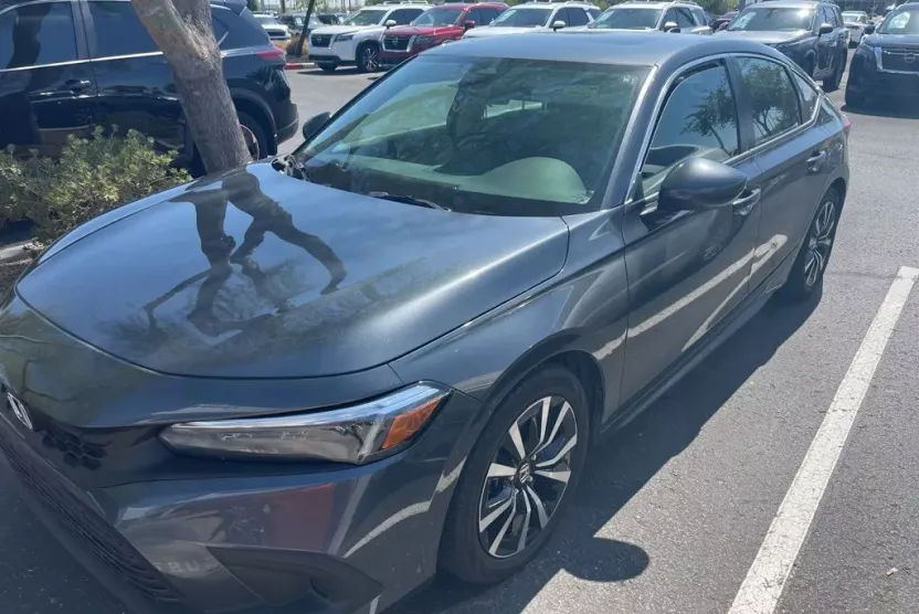 2022 Honda Civic EX-L photo 1