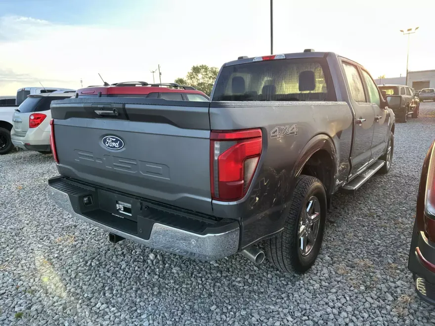 2024 Ford F-150 XLT photo 1