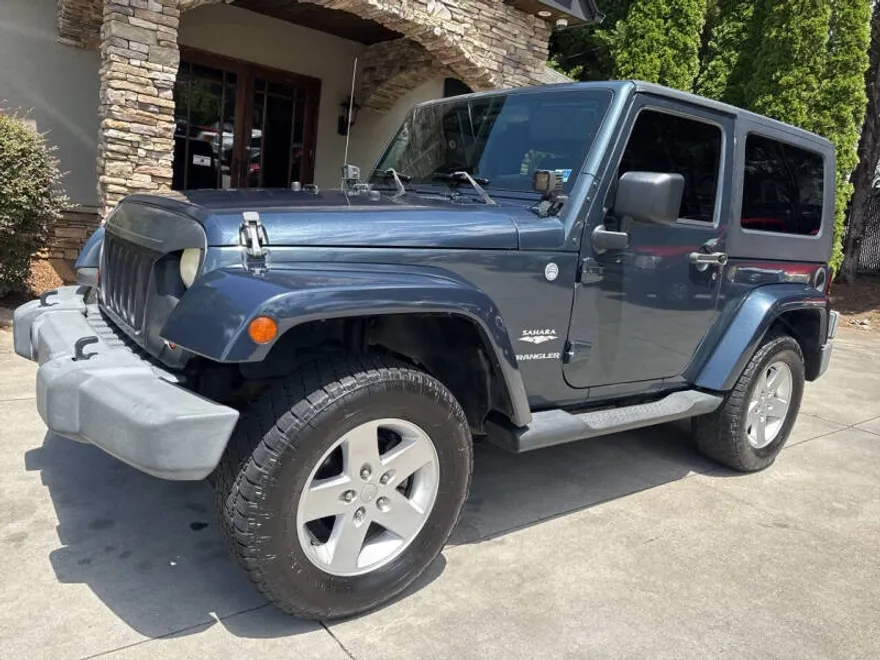 2007 Jeep Wrangler Unlimited Sahara photo 1