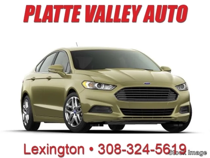 2013 Ford Fusion SE photo 1