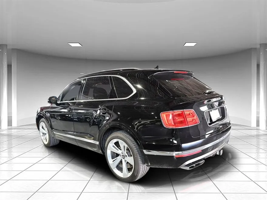 2017 Bentley Bentayga W12 photo 1