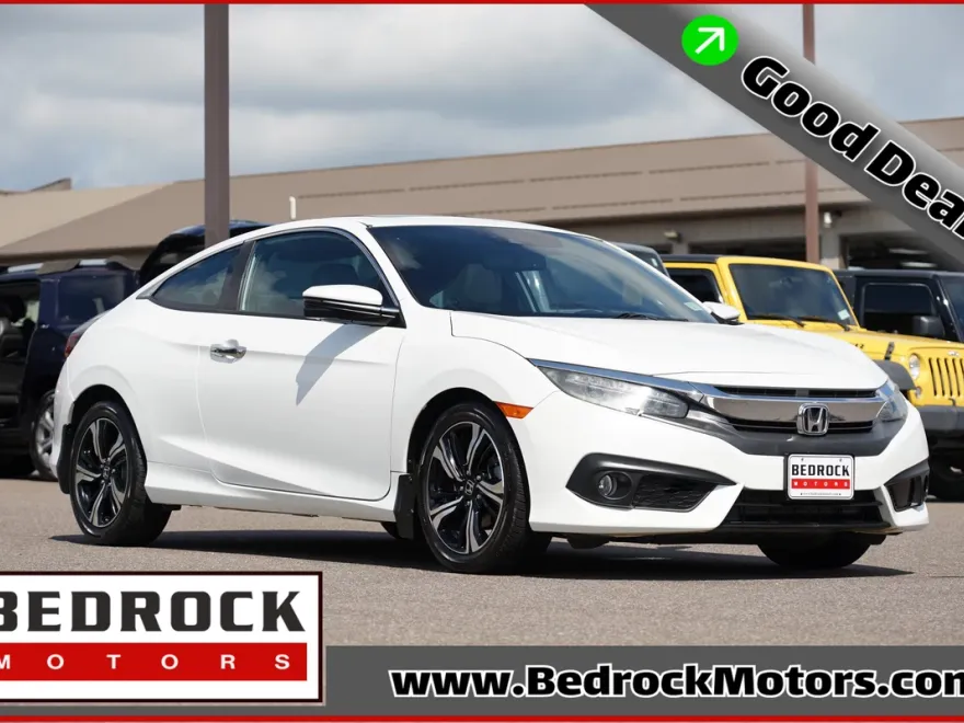 2016 Honda Civic Touring photo 1