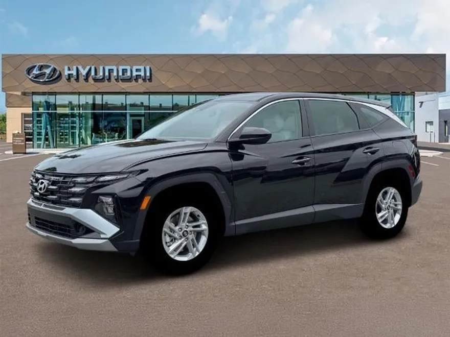 2026 Hyundai Tucson SE photo 1