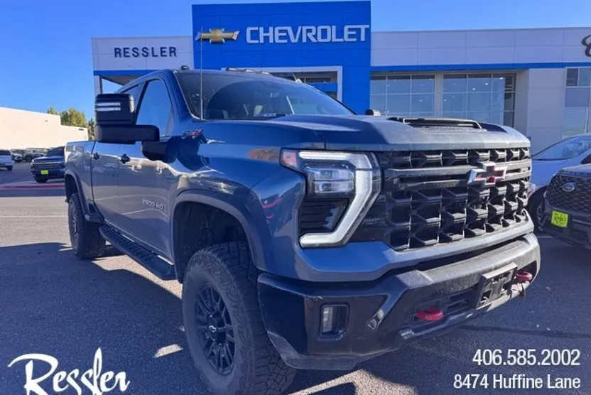 2024 Chevrolet Silverado 2500HD ZR2 photo 1