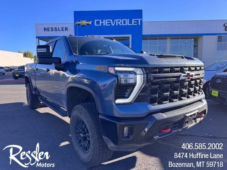 2024 Chevrolet Silverado 2500HD ZR2 photo 1