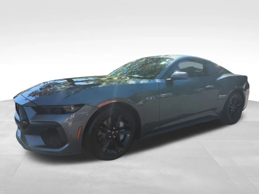 2025 Ford Mustang GT photo 1