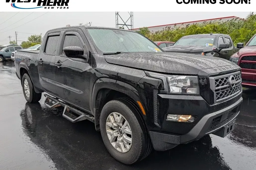 2022 Nissan Frontier SV photo 1