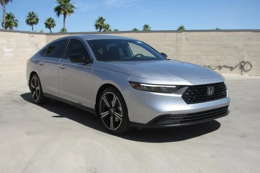 2025 Honda Accord Hybrid Sport photo 1