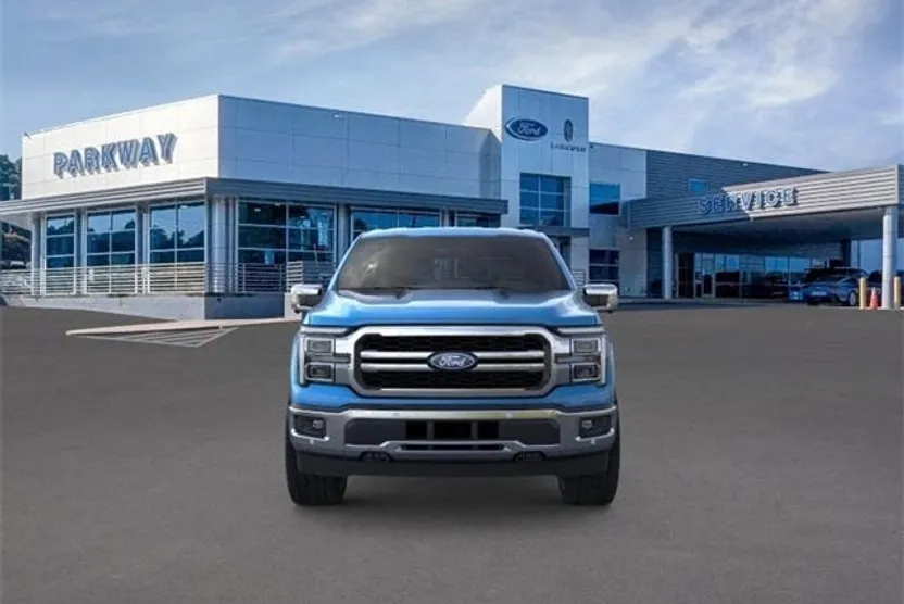 2025 Ford F-150 Lariat photo 1