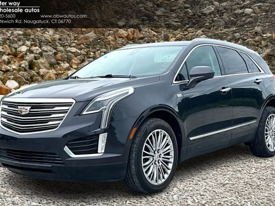 2017 Cadillac XT5 Premium Luxury photo 1