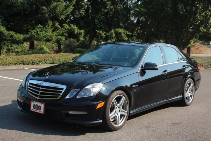 2010 Mercedes Benz E 63 AMG photo 1