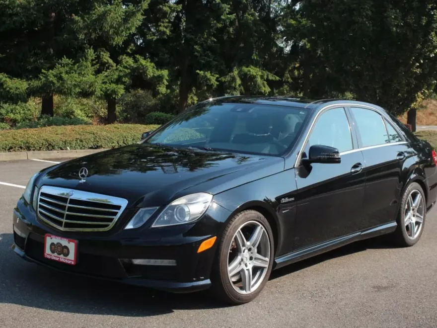 2010 Mercedes Benz E 63 AMG photo 1