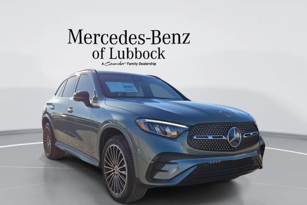 2025 Mercedes Benz GLC 300 4MATIC photo 1