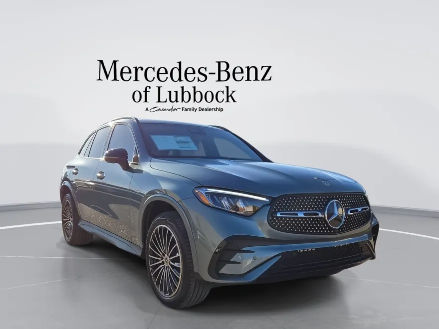 2025 Mercedes Benz GLC 300 4MATIC photo 1