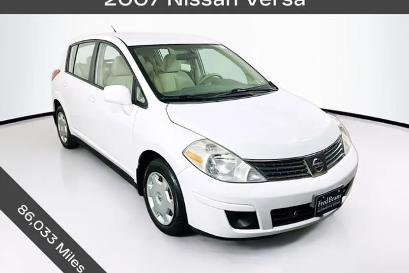 2007 Nissan Versa 1.8 S photo 1