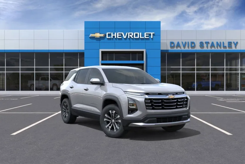 2026 Chevrolet Equinox LT photo 1