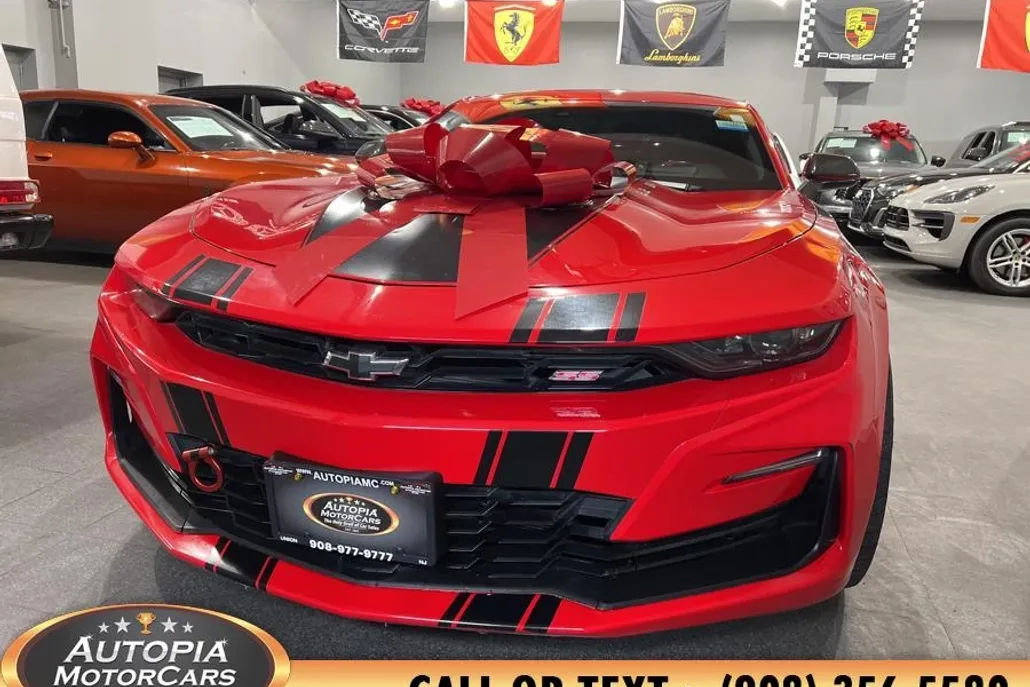 2021 Chevrolet Camaro SS photo 1