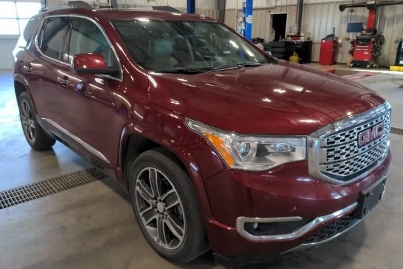 2017 Gmc Acadia Denali photo 1
