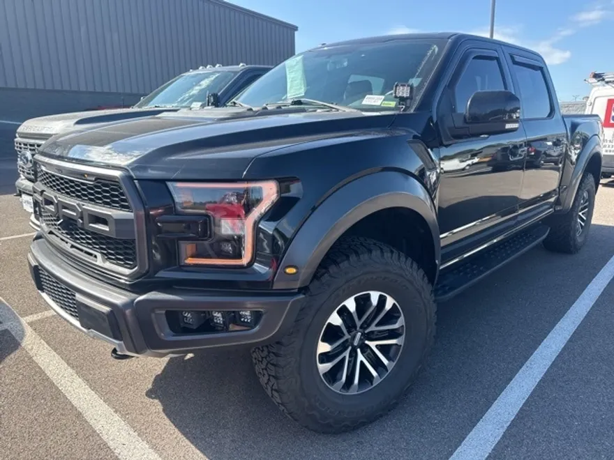 2017 Ford F-150 Raptor photo 1