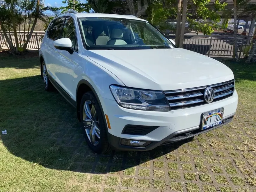 2021 Volkswagen Tiguan R-Line Black SEL photo 1