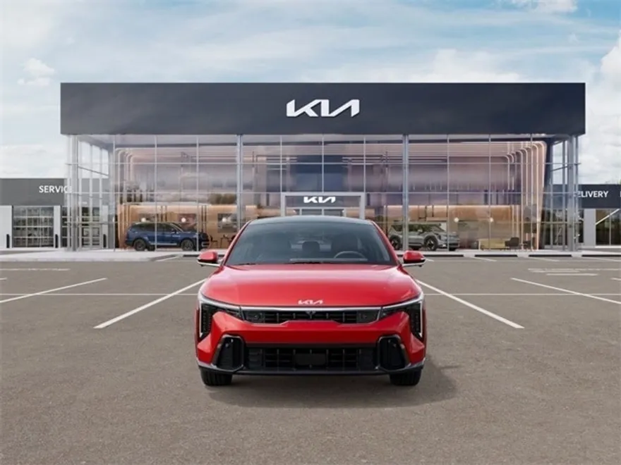2025 Kia K4 GT-Line Turbo photo 1