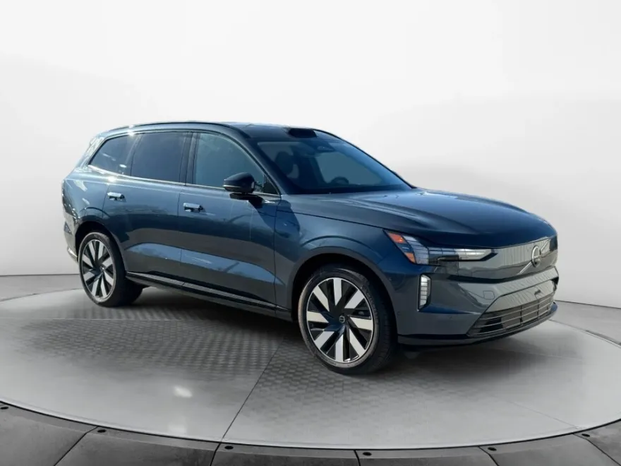 2025 Volvo EX90 Twin Motor Performance Ultra photo 1