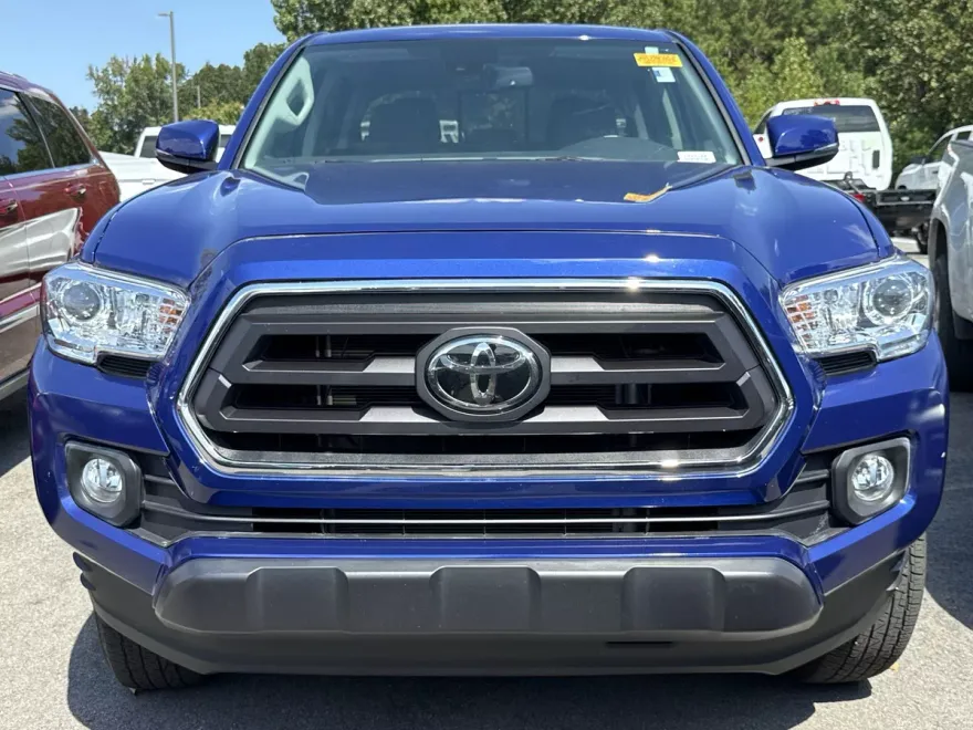 2023 Toyota Tacoma TRD Sport photo 1