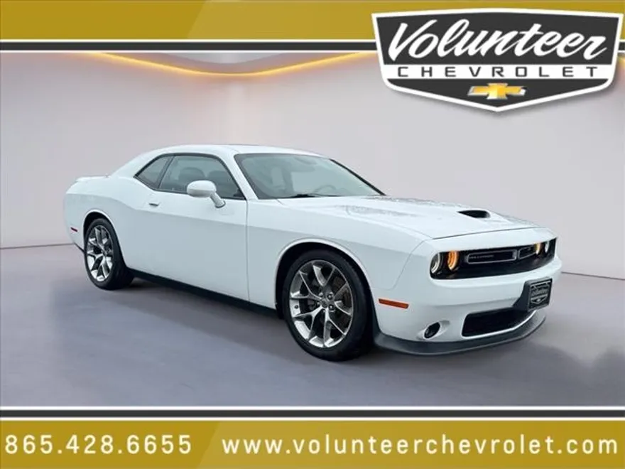 2022 Dodge Challenger GT photo 1