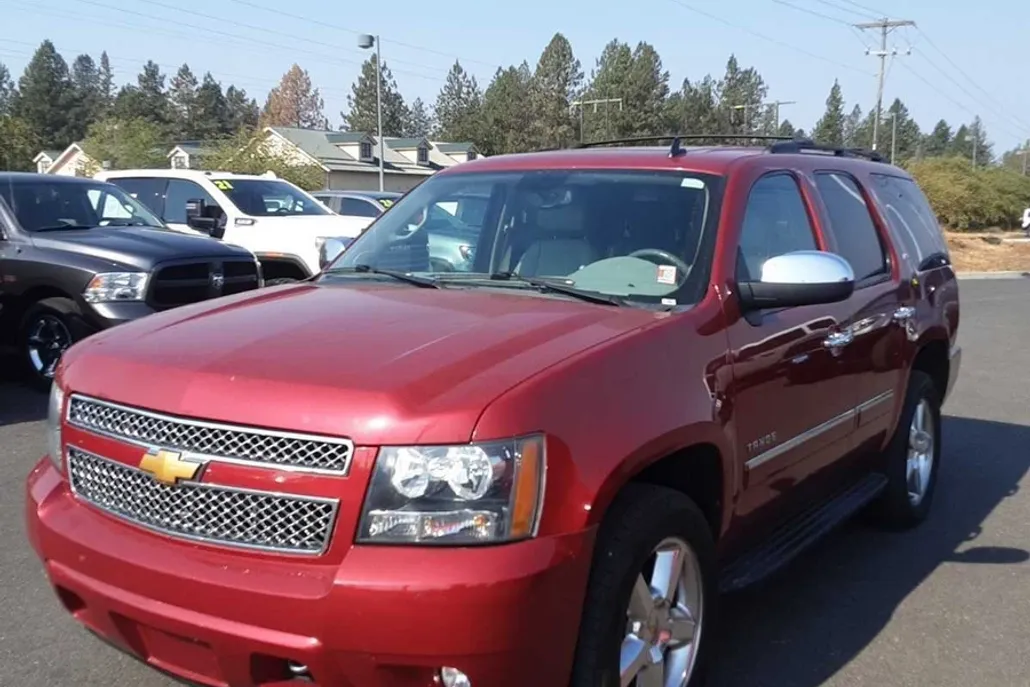 2012 Chevrolet Tahoe LTZ photo 1