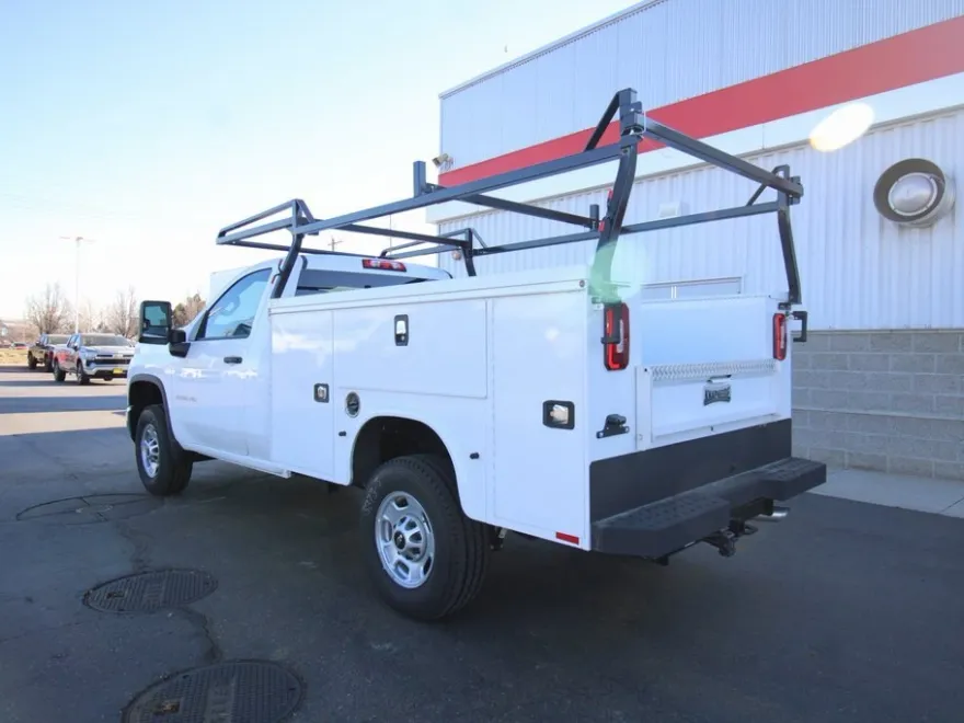 2024 Chevrolet Silverado 2500HD photo 1